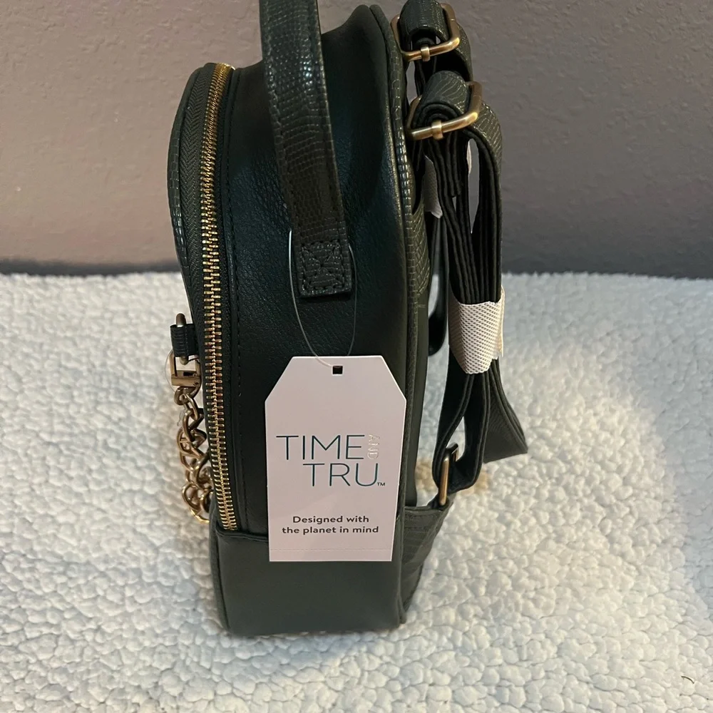 🆒🎓⭕️Time and Tru backpack purse NEW WITH TAGS~BACK TO SCHOOL‼️ 🆒🎓 - Picture 5 of 7